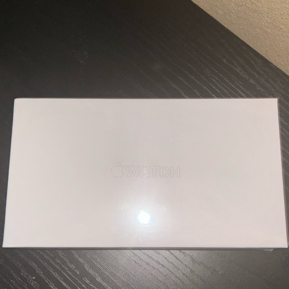 Apple Watch Ultra 2 (GPS+Cellular) 49mm Titanium Case with White Ocean Band